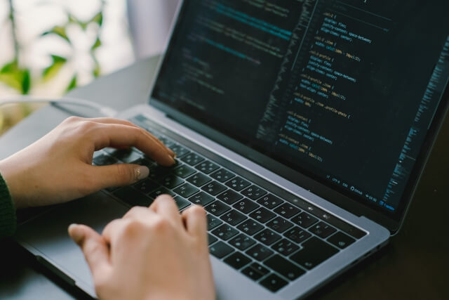 ホームページ制作の実績は重要な指標